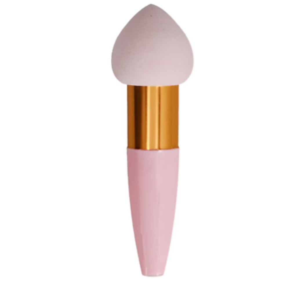 Sassy + Chic Makeup Blender Sponge with Handle NWOT
